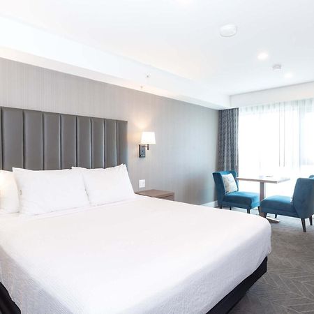 Sandman Signature Saskatoon South Hotel エクステリア 写真