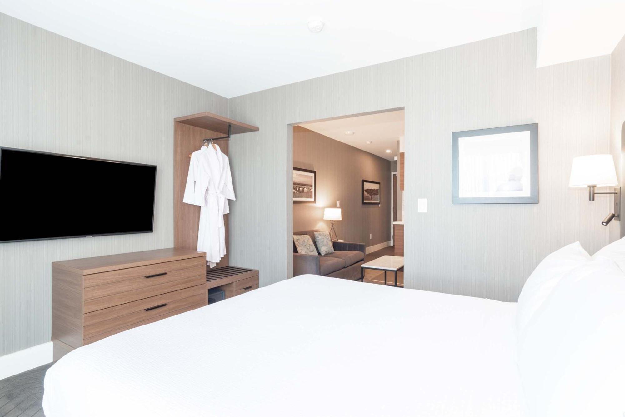 Sandman Signature Saskatoon South Hotel エクステリア 写真